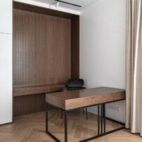 desks
