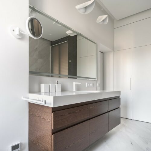 under sink cabinet: 1