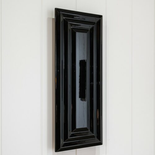 door handle: 2